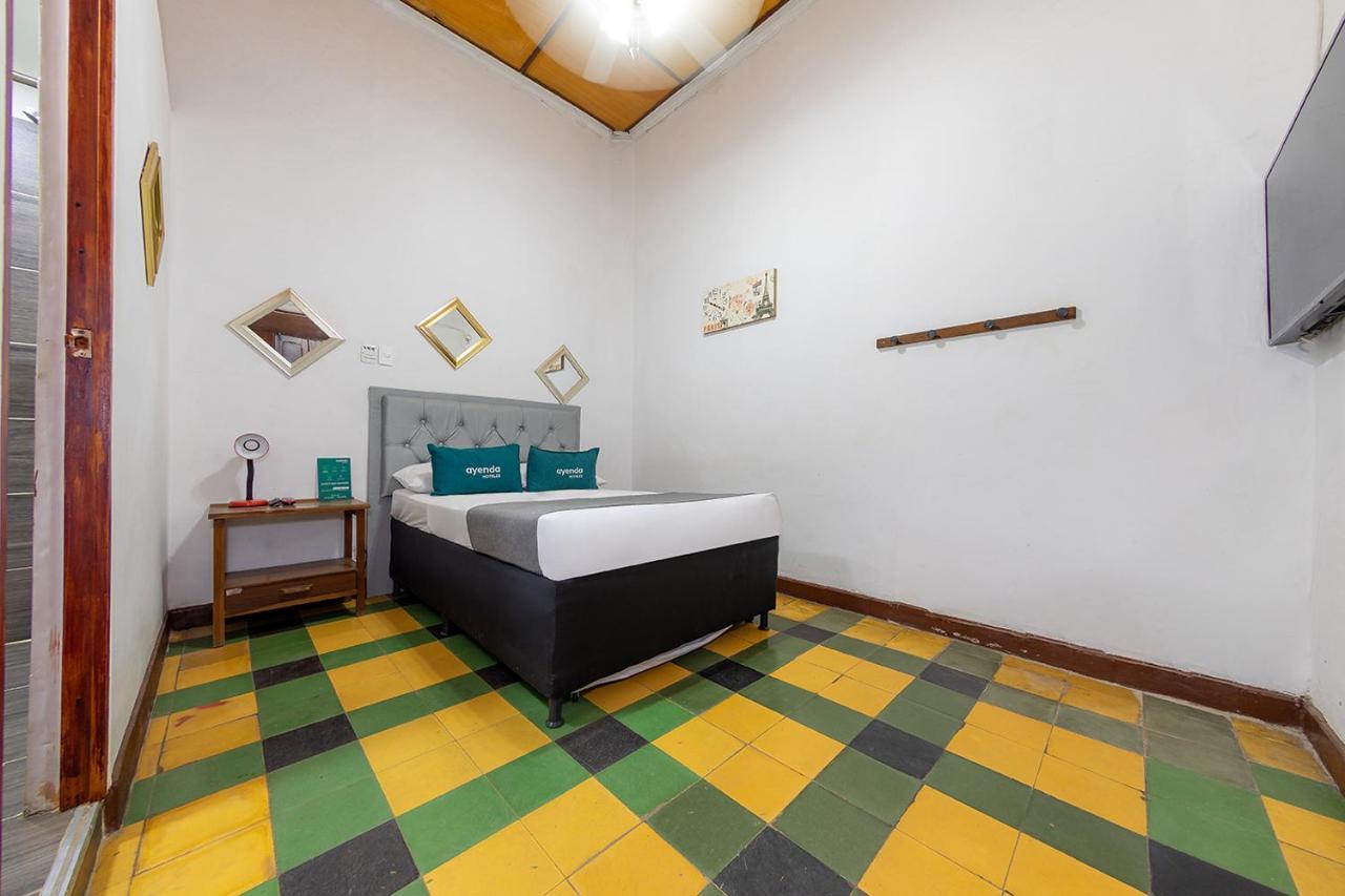 Готель Ayenda Sarayu House Медельїн Екстер'єр фото