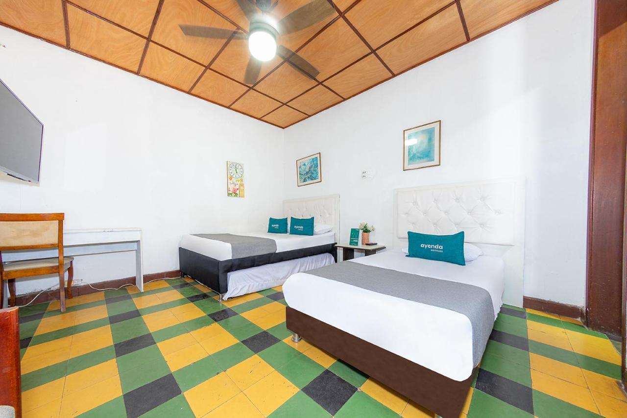 Готель Ayenda Sarayu House Медельїн Екстер'єр фото