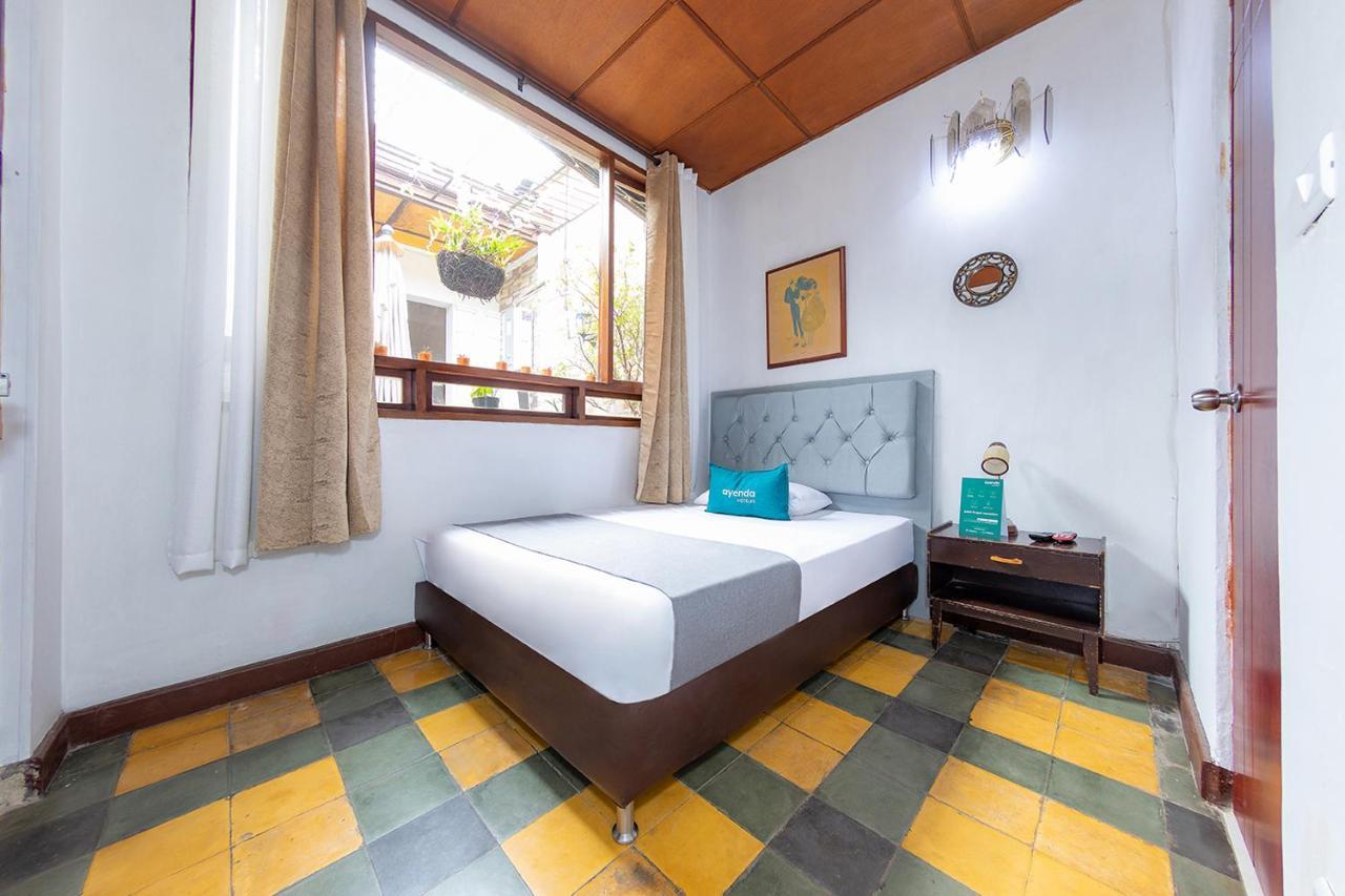 Готель Ayenda Sarayu House Медельїн Екстер'єр фото