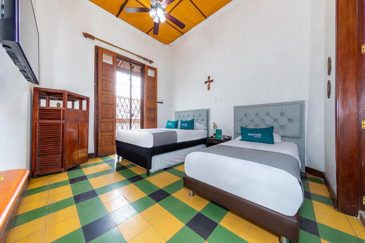 Готель Ayenda Sarayu House Медельїн Екстер'єр фото