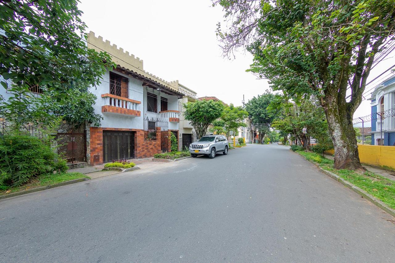 Готель Ayenda Sarayu House Медельїн Екстер'єр фото